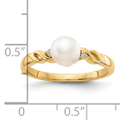 10k FW Cultured Pearl and Diamond Twist Ring