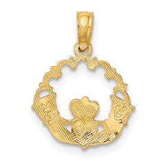 14K Engraved Claddagh In Scallop Circle Charm