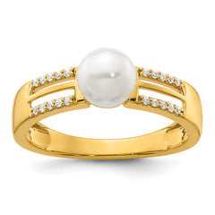 14K Polished 1/15 carat Diamond and White Freshwater Cultured Pearl Size 7 Ring
