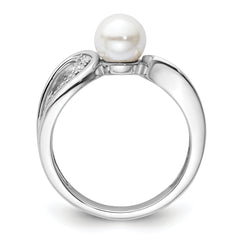 14K White Gold Polished 1/8 carat Diamond and White Freshwater Cultured Pearl Size 7 Ring