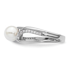 14K White Gold Polished 1/8 carat Diamond and White Freshwater Cultured Pearl Size 7 Ring