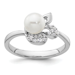 14K White Gold Polished 1/10 carat Diamond and White Freshwater Cultured Pearl Size 7 Ring