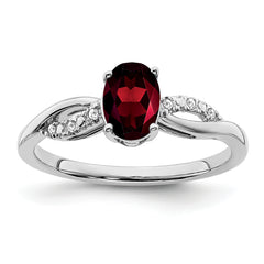 14k White Gold Oval Garnet and Diamond Ring