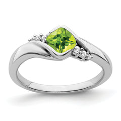 14k White Gold Peridot and Diamond Ring