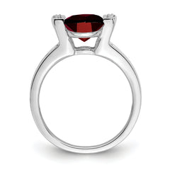 14k White Gold Oval Garnet and Diamond Ring