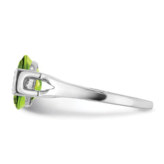 14k White Gold Oval Peridot and Diamond Ring