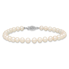 14k White Gold 5-6mm White Near Round Freshwater Cultured Pearl 8.25 inch Bracelet