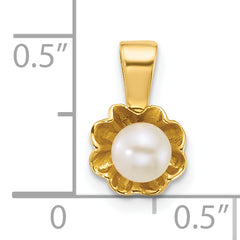 14k Polished 4-5mm Button White Freshwater Cultured Pearl Flower Pendant