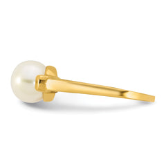 14k Polished 7-8mm Button White Freshwater Cultured Pearl Size 7 Ring