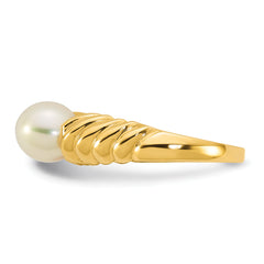 14k Polished 6-7mm Round White Freshwater Cultured Pearl Size 7 Scalloped Shank Ring