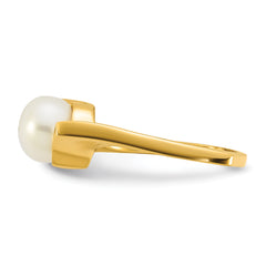 14k Polished 7-8mm Button White Freshwater Cultured Pearl Size 7 Square Shank Ring