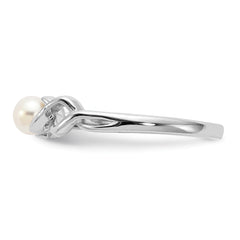 14k White Gold 4mm FW Cultured Pearl ring