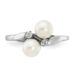 14k White Gold 5mm FW Cultured Pearl AA Diamond ring