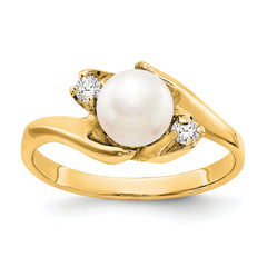 14k FW Cultured Pearl & Diamond Ring