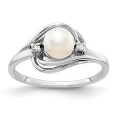 14k White Gold 5.5mm FW Cultured Pearl AA Diamond ring