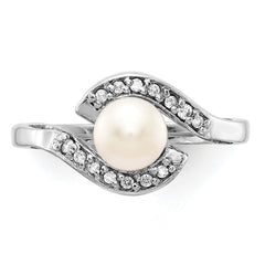 14k White Gold 5.5mm Pearl & Diamond Ring Mounting (No Stone Included)
