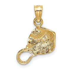 14K Gold Stingray Pendant for Men with Diamond-Cut Detailing