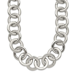 Chisel Stainless Steel Polished Circle Link 17 inch Necklace