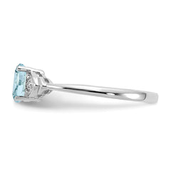 14k White Gold Aquamarine and Diamond Ring