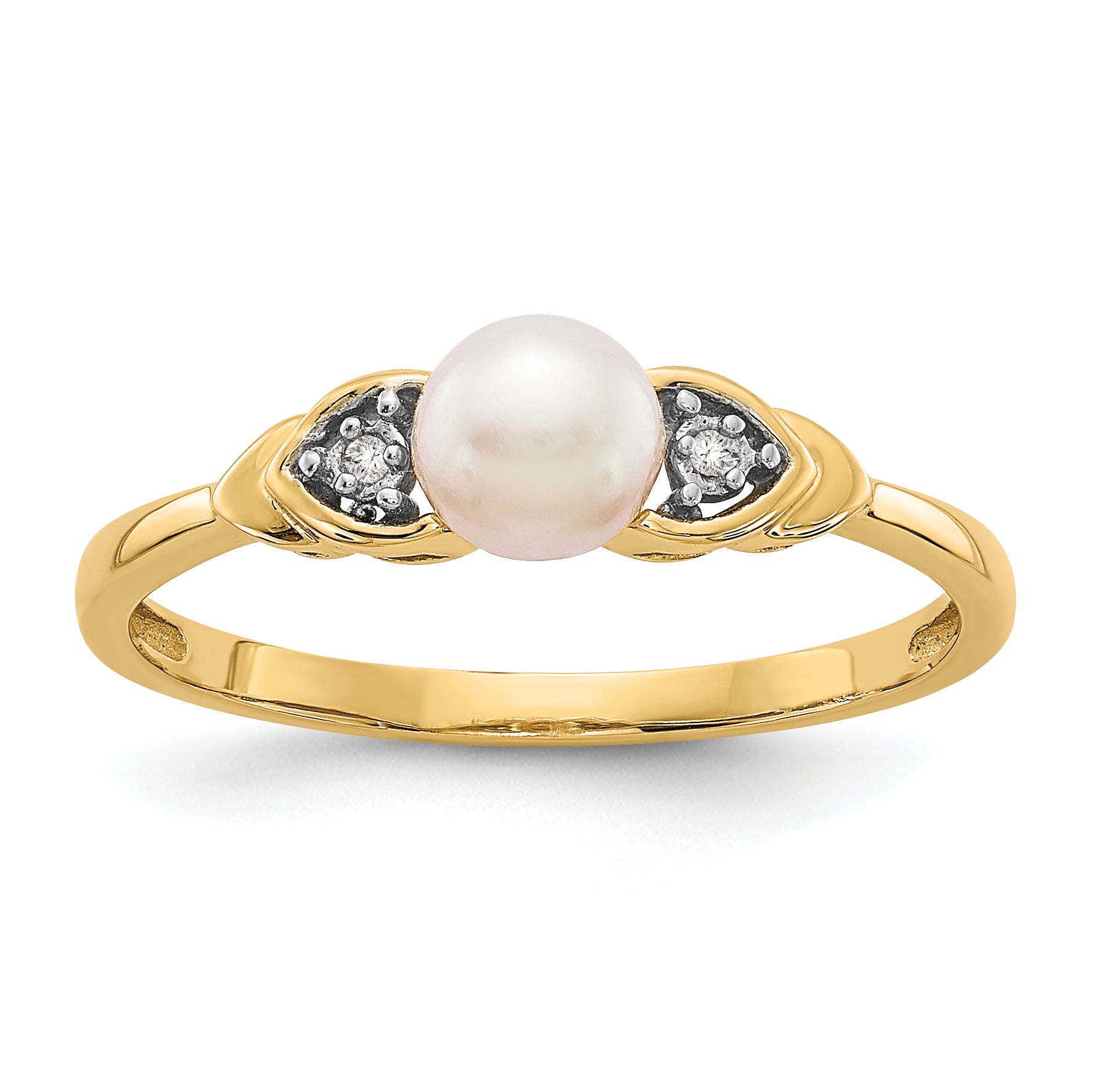 14k Fresh Water Cultured Pearl and Diamond Ring