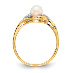 14k Fresh Water Cultured Pearl and Diamond Ring