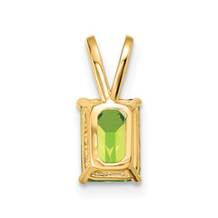 14K 7x5mm Emerald Cut Peridot pendant