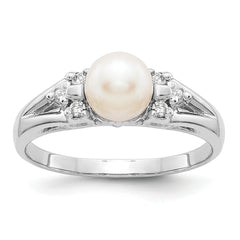 14k White Gold 6mm Fresh Water Cultured Pearl AA Diamond ring