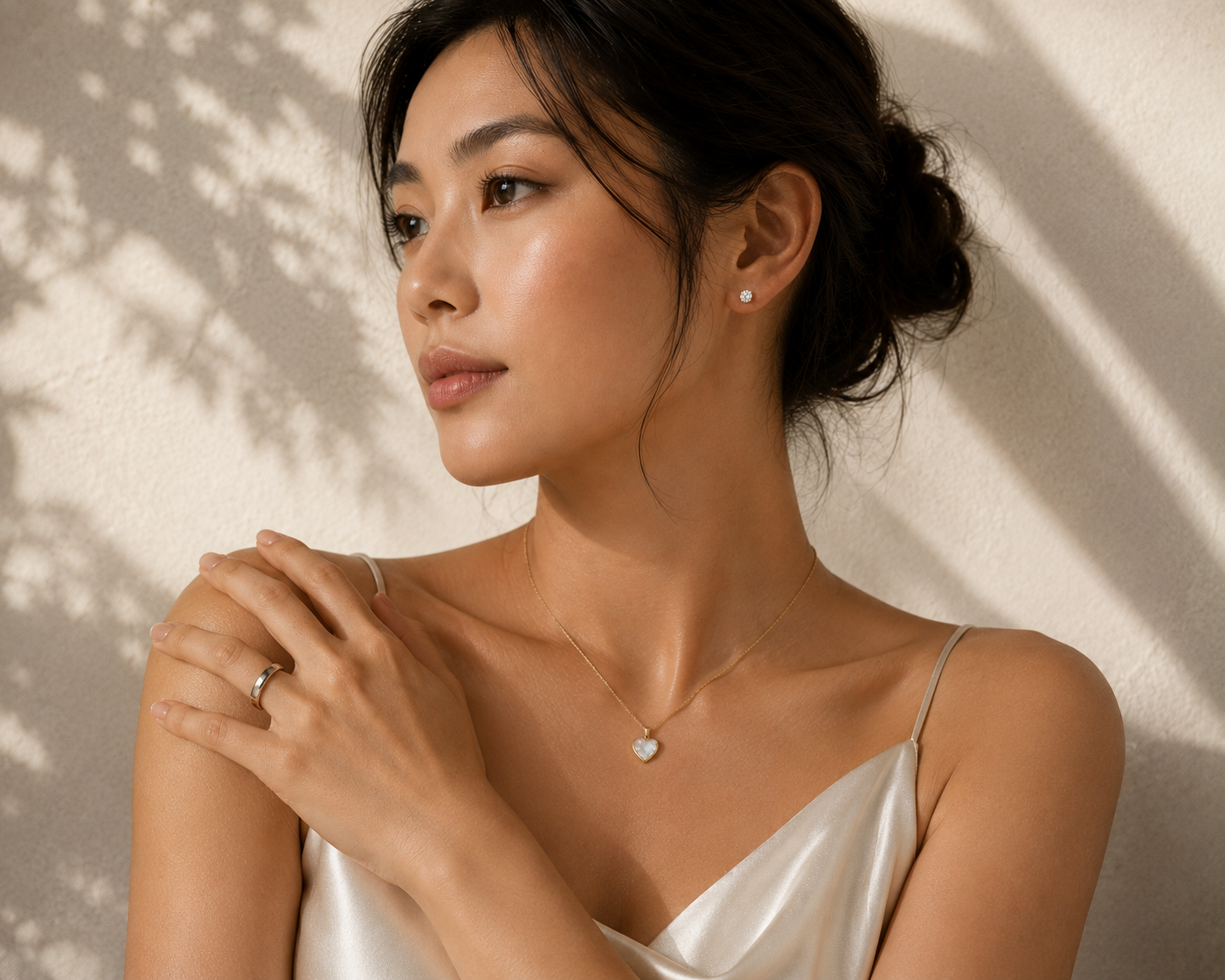 Best Jewelry for Sensitive Skin: An Editorial Buying Guide
