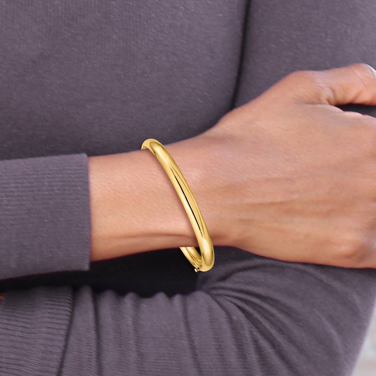 10k 4/16 Oversize High Polished 6mm Hinged Bangle Bracelet