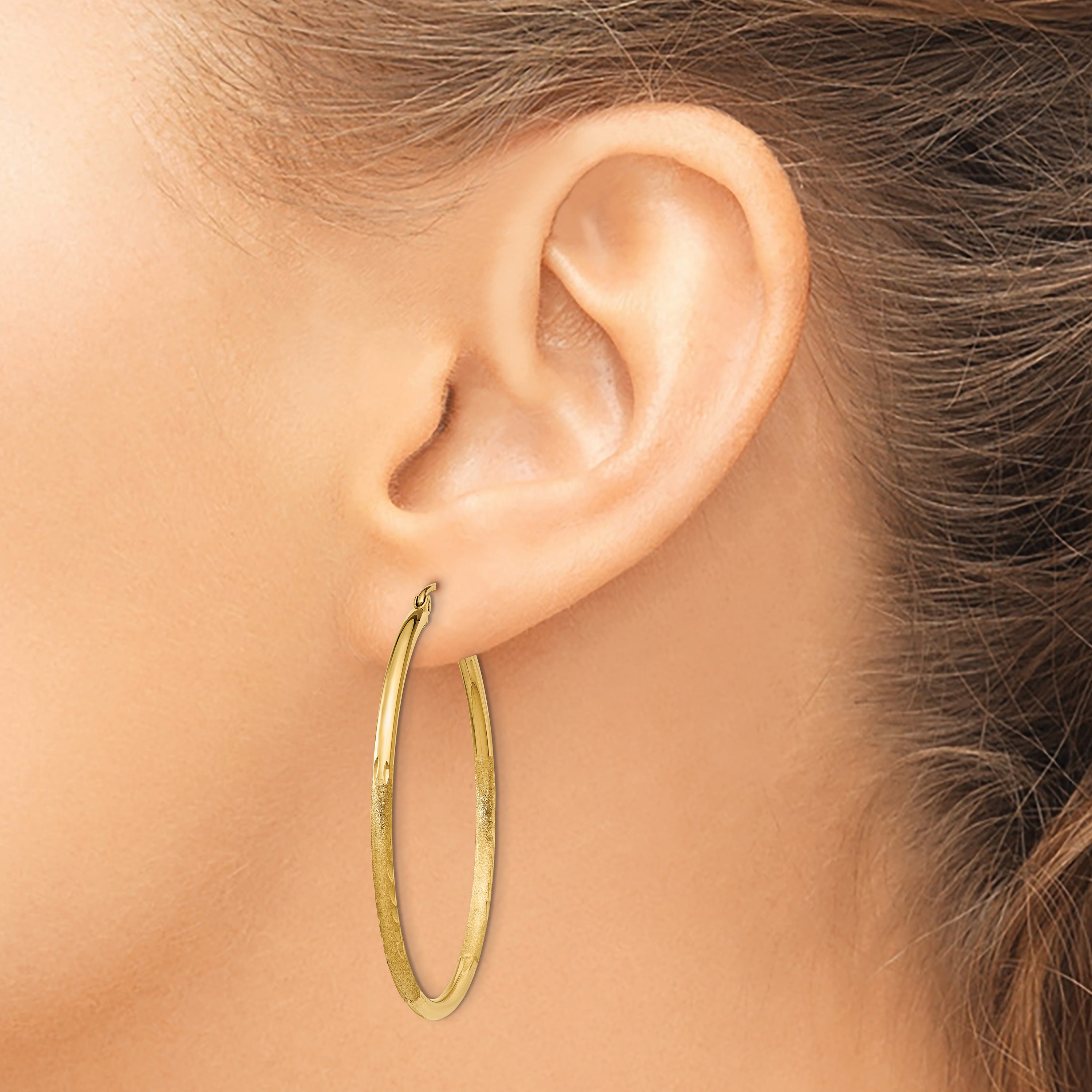 10k Satin and Diamond-cut 2mm Round Tube Hoop Earrings