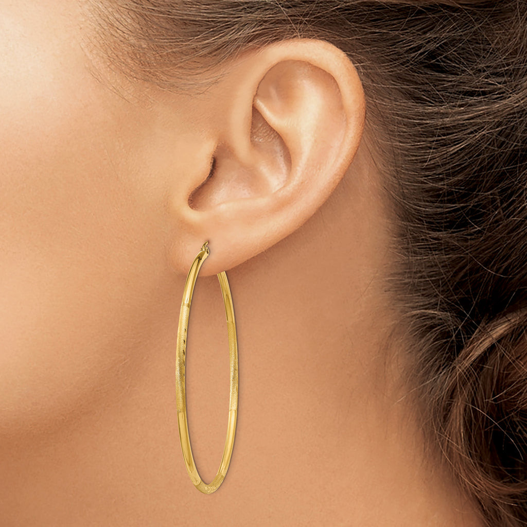 10k Satin and Diamond-cut 2mm Round Tube Hoop Earrings