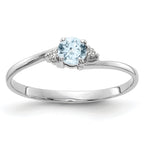 10K White Gold Aquamarine and Diamond Ring
