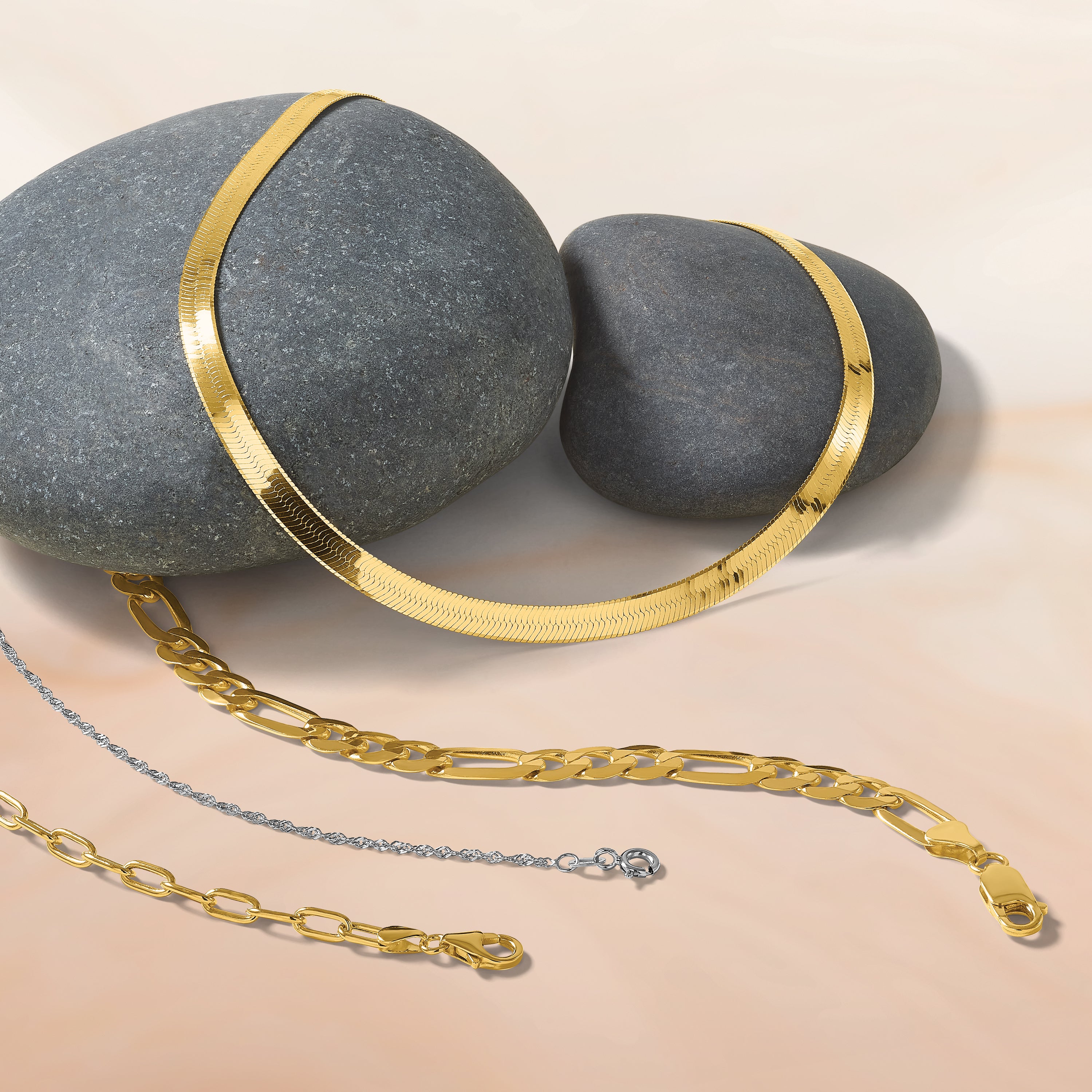 14k 3.7mm Semi-Solid Beveled D/C Paperclip Chain