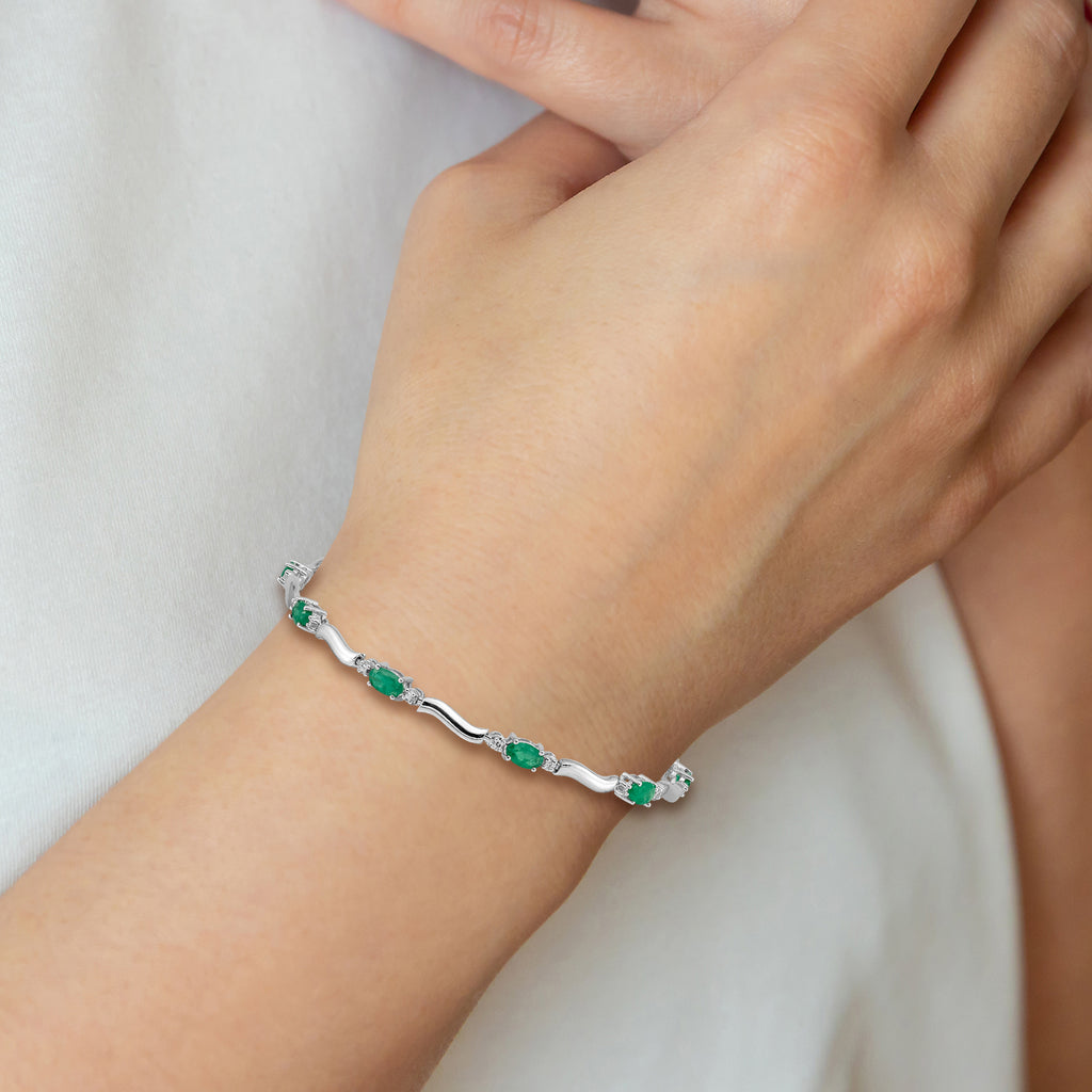 14k White Gold Complete Diamond and Oval Emerald Wavy Link 7 inch Bracelet