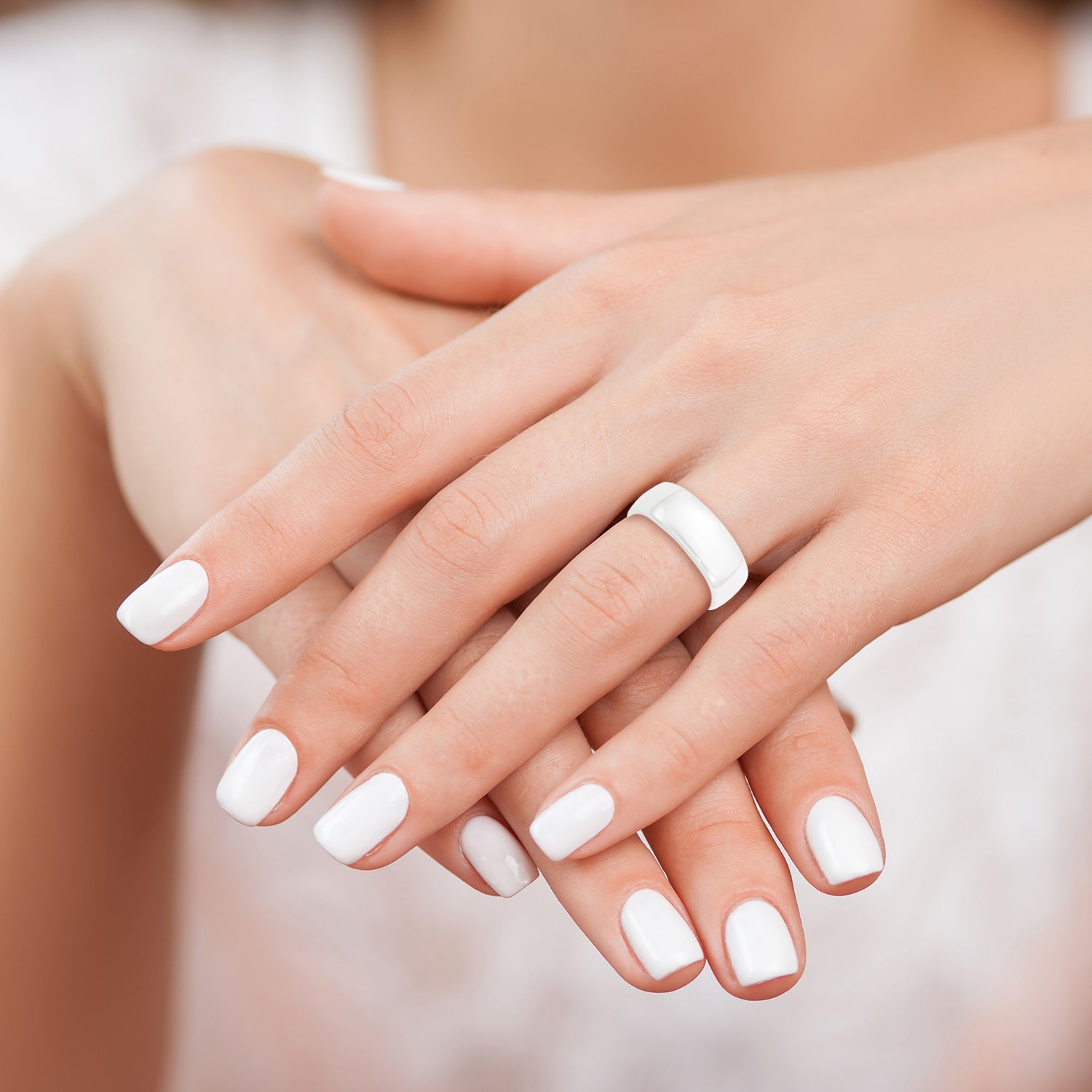 Chisel Ceramic White 8mm Polished Band