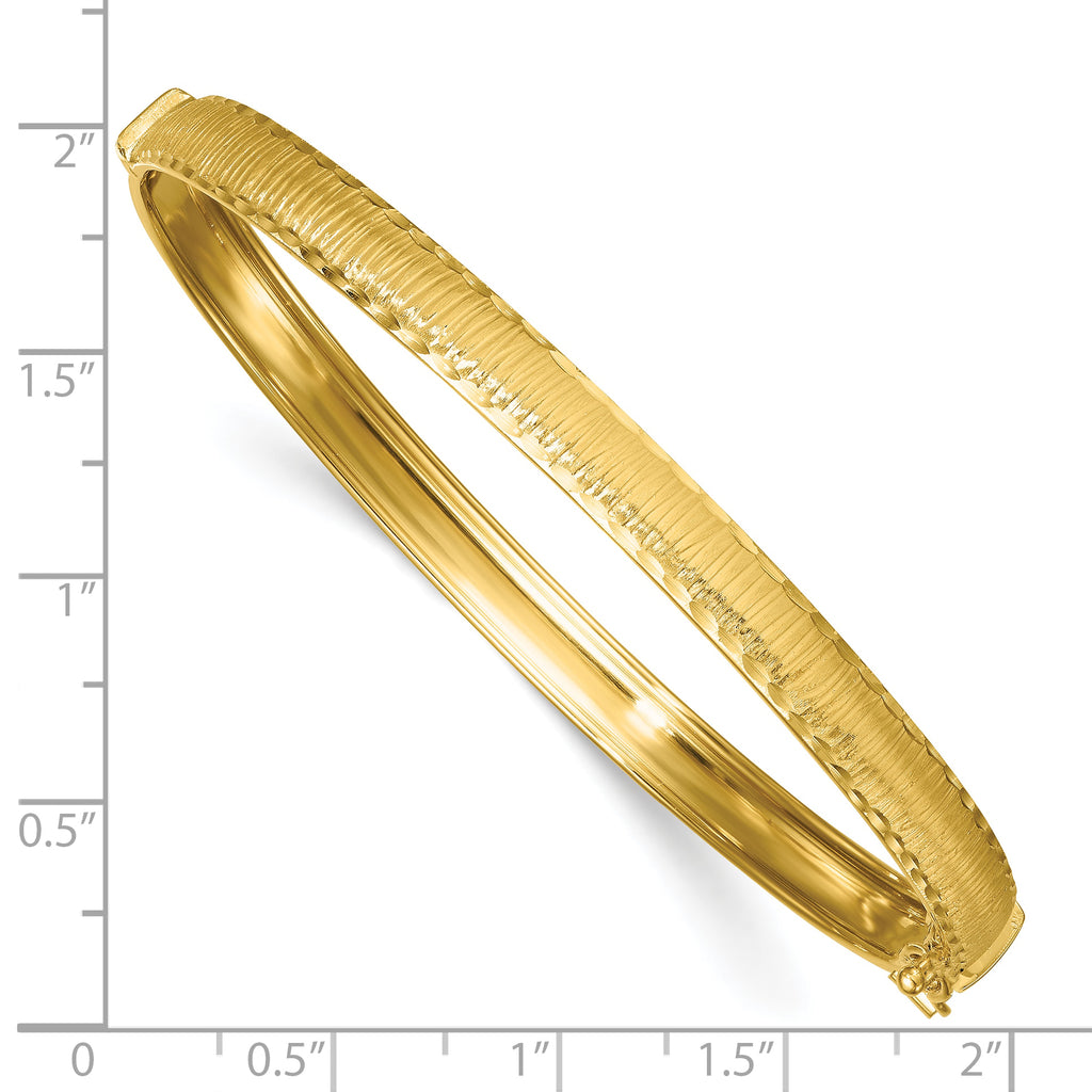 14k Polished Diamond-cut Textured 5.25mm Hinged Oval Bangle Bracelet