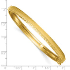 14k Polished Diamond-cut Textured 5.25mm Hinged Oval Bangle Bracelet
