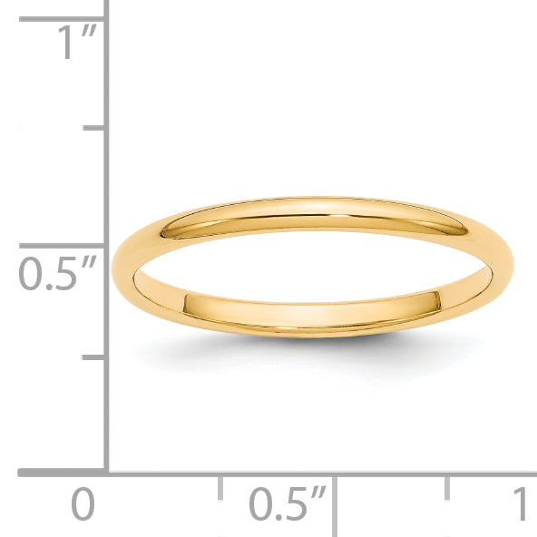 Half-Round Wedding Band in 14K Yellow Gold, 2mm Secondary image