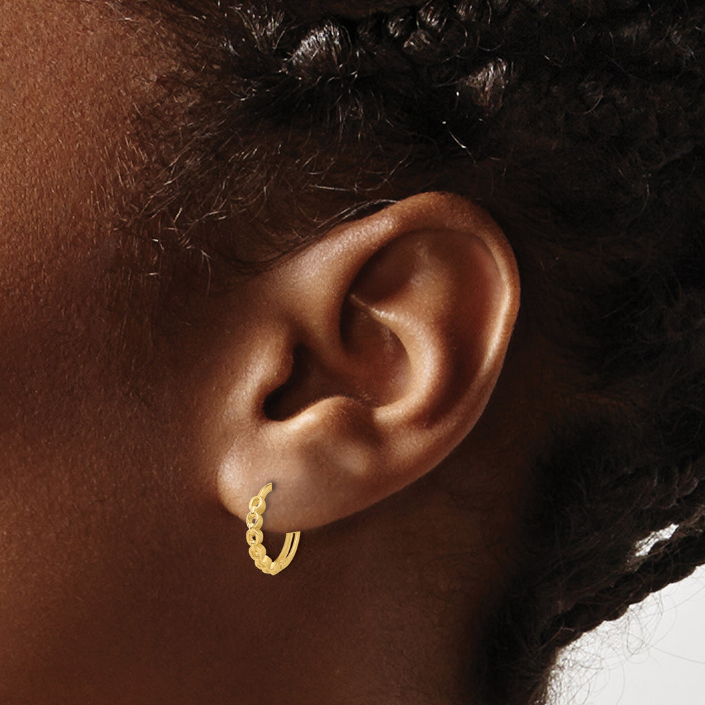 14K Polished Round Link Pattern Huggie Hoop Earrings