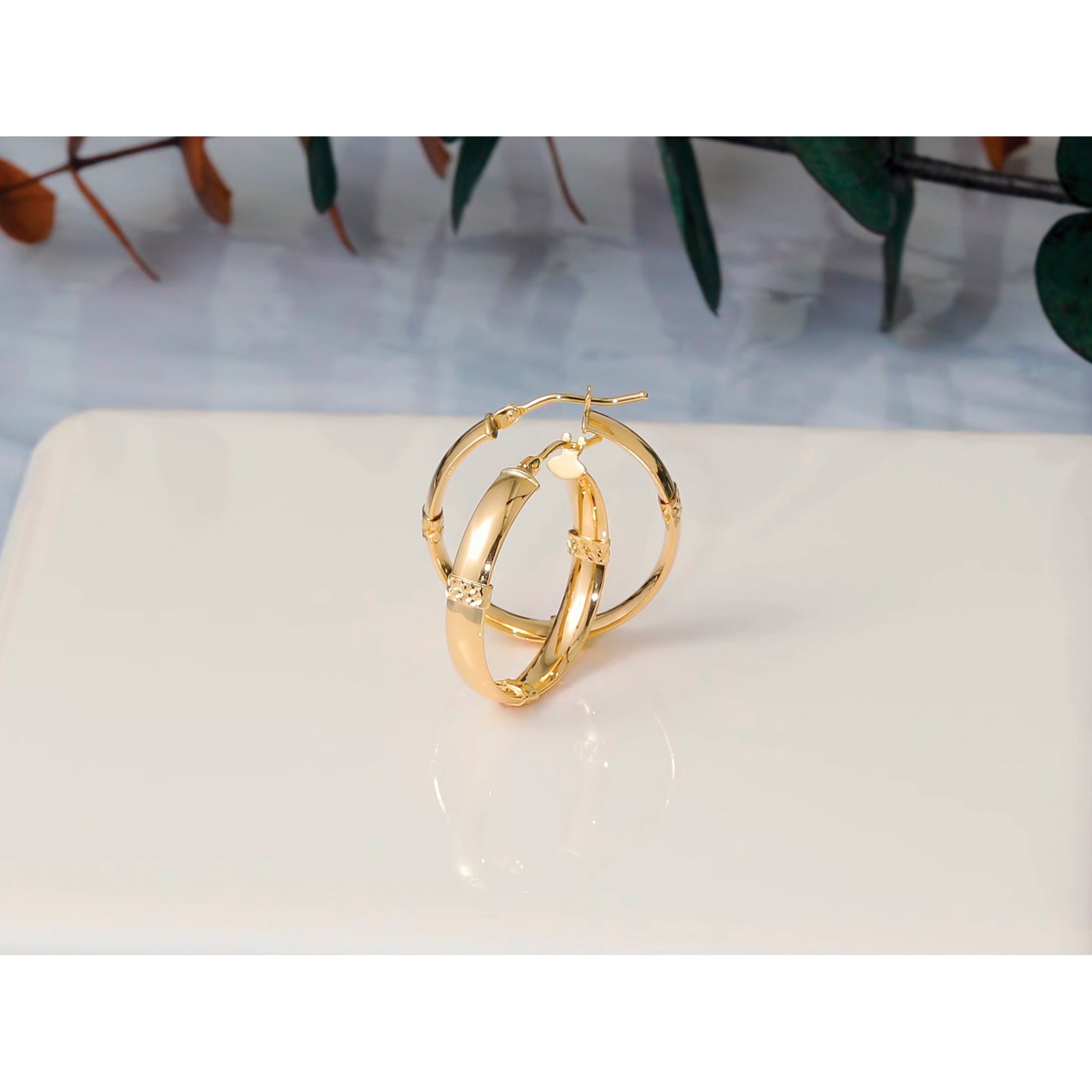 14K Yellow Gold Diamond-Cut Hoop Earrings