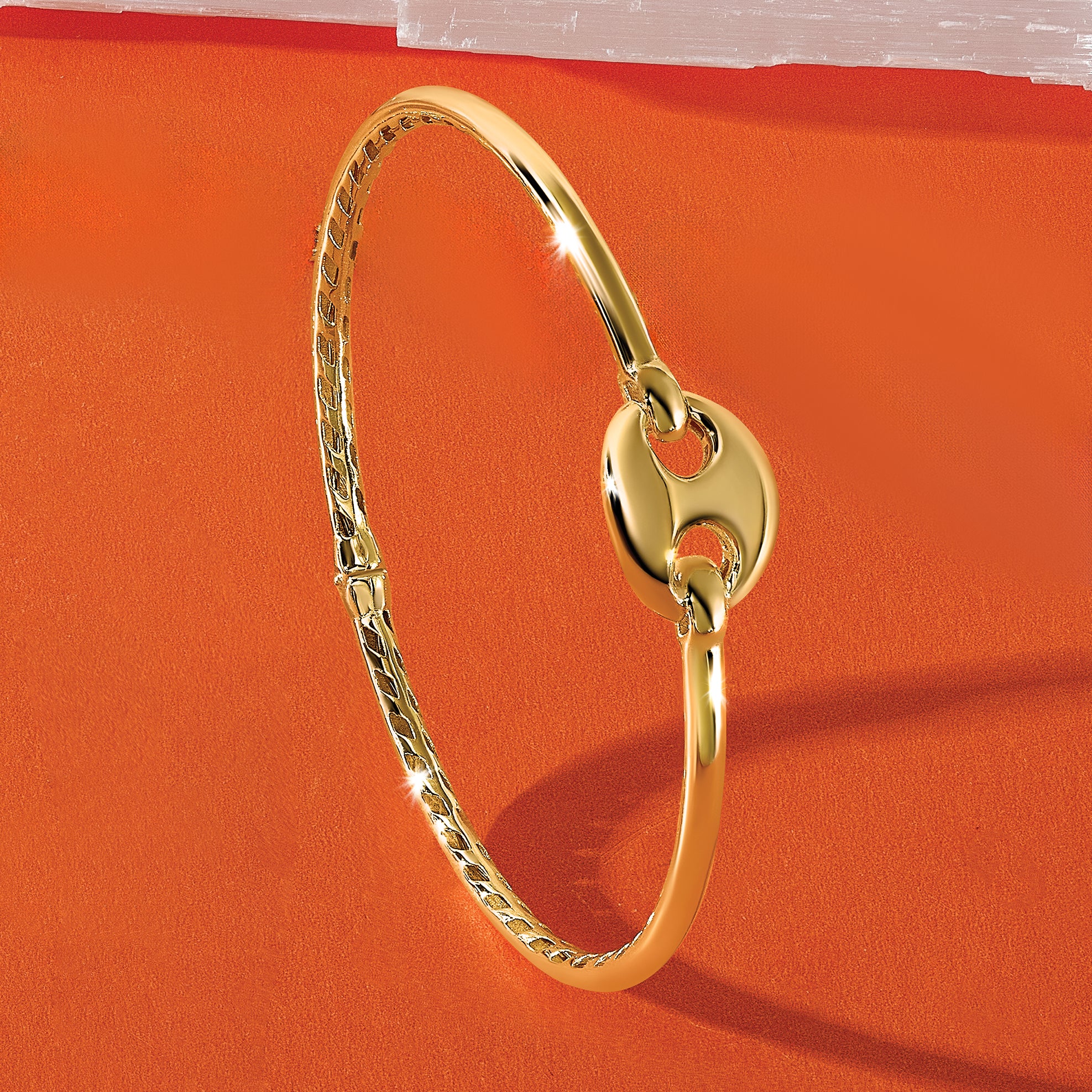 14K Polished Hollow Hinged Bangle