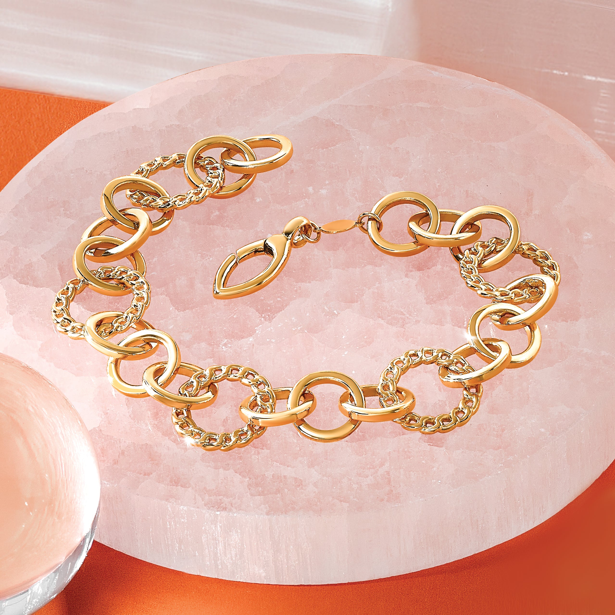 14K Polished Fancy Circle Link Bracelet