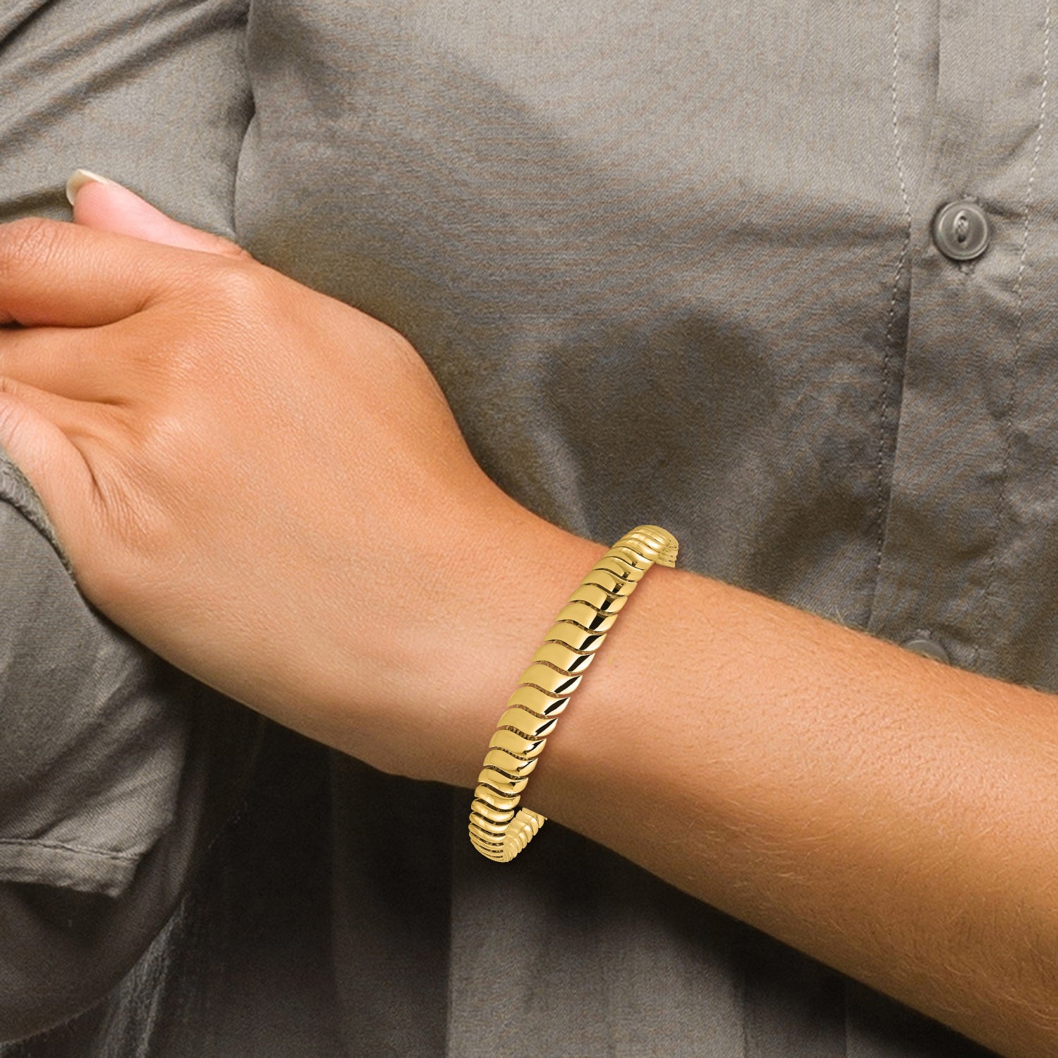14K Polished Fancy Graduated Bracelet