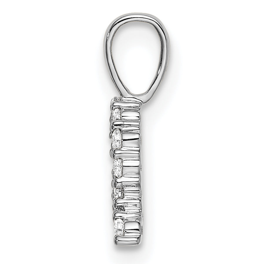 14k White Gold 1/6 carat Lab Grown Diamond VS/SI+ G+ Complete Letter Q Initial Pendant