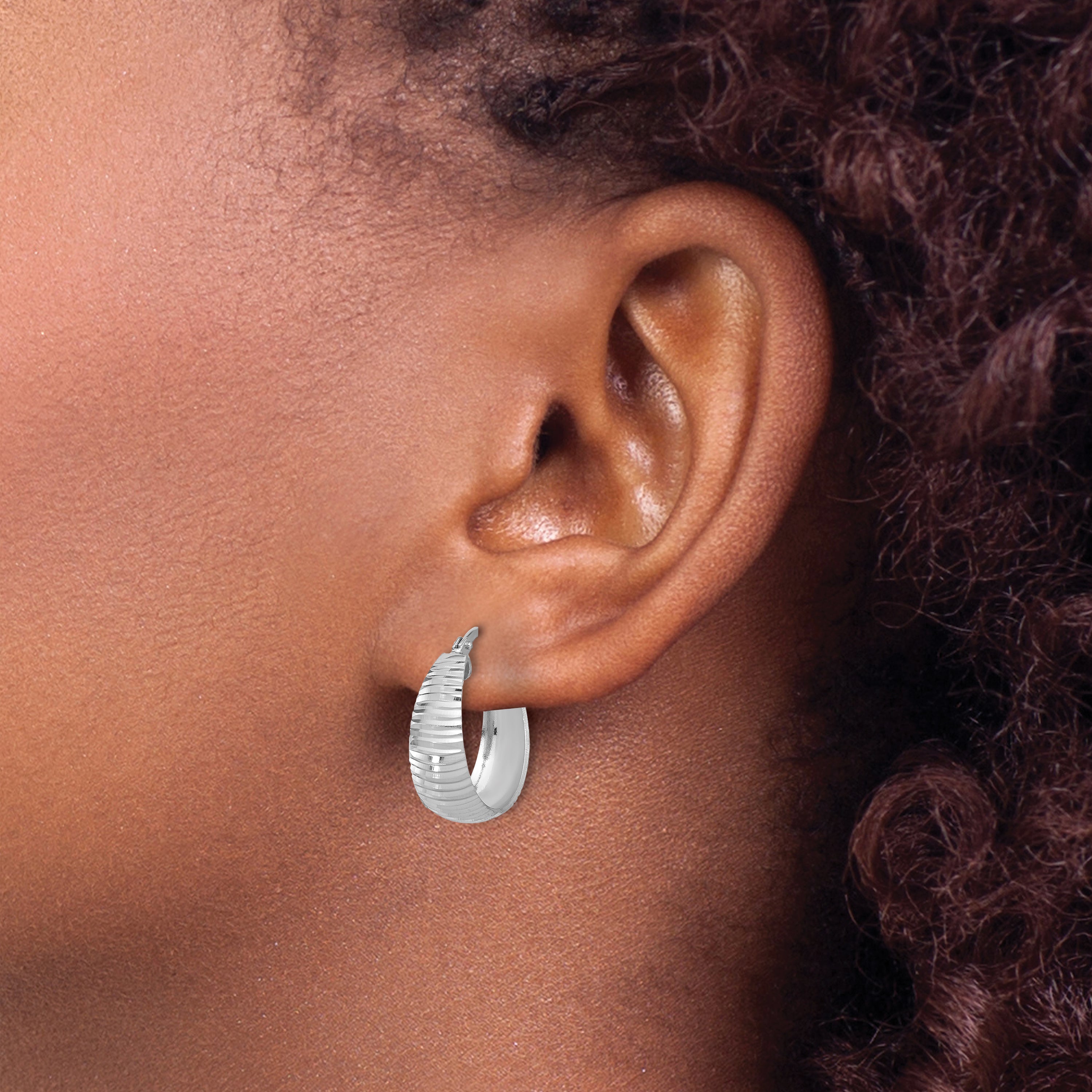 Sterling Silver RH-plated Polish D/C Tapered SM Round Hoop Earrings