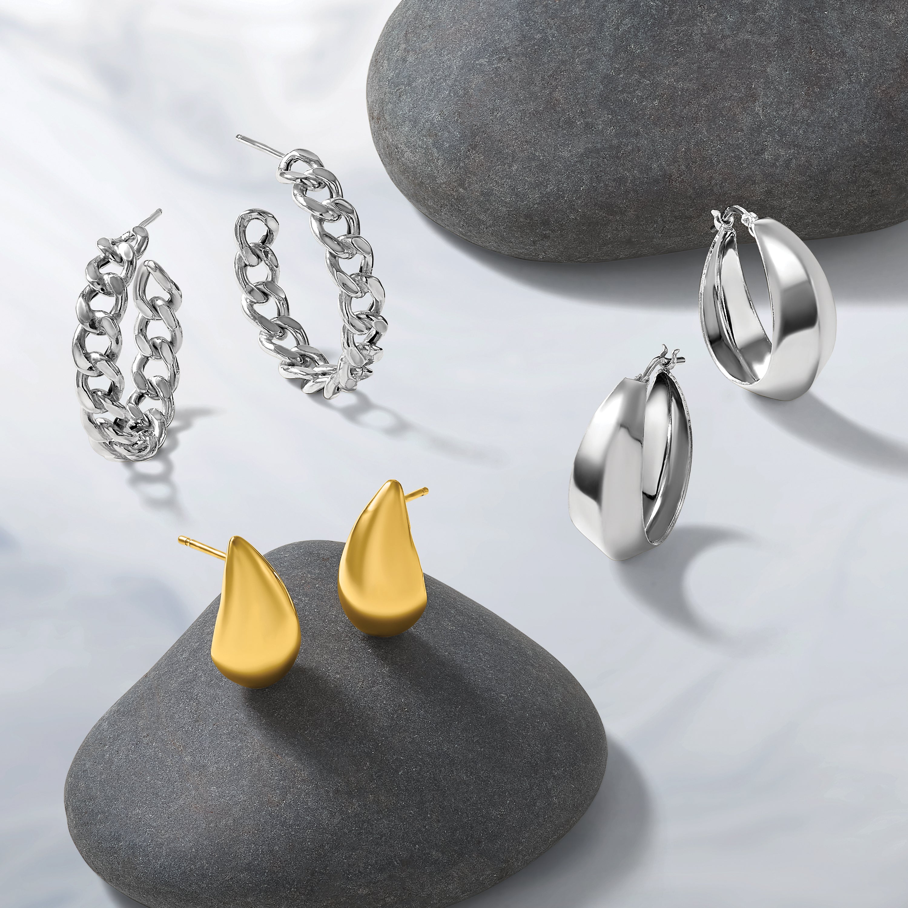 SS RH-pltd Polished 34x6.5mm Curb Link Post C-Hoop Earrings