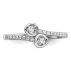 Brilliant Embers Sterling Silver Rhodium-plated 21 Stone Micro Pav‚ CZ Heart Ring