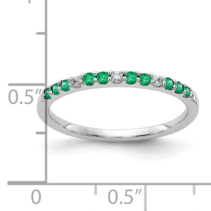 10k White Gold Diamond and Emerald Band Secondary image