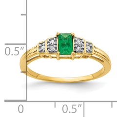 10K Emerald and Diamond Ring