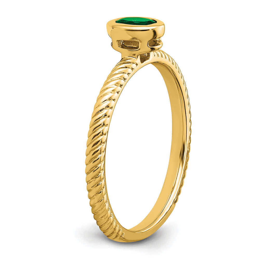 14k Oval Bezel Emerald Ring
